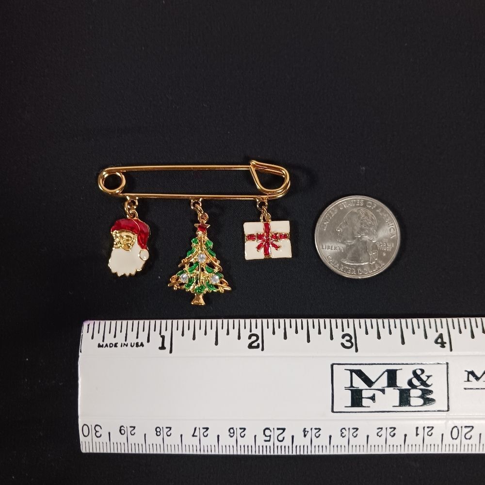 Vintage AVON gold-tone Christmas Safety Pin Charm Brooch - Picture 5 of 9